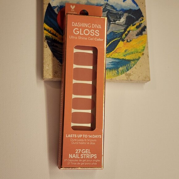 Dashing Diva Gloss Nail Strips - Solar Sepia - Picture 4 of 7